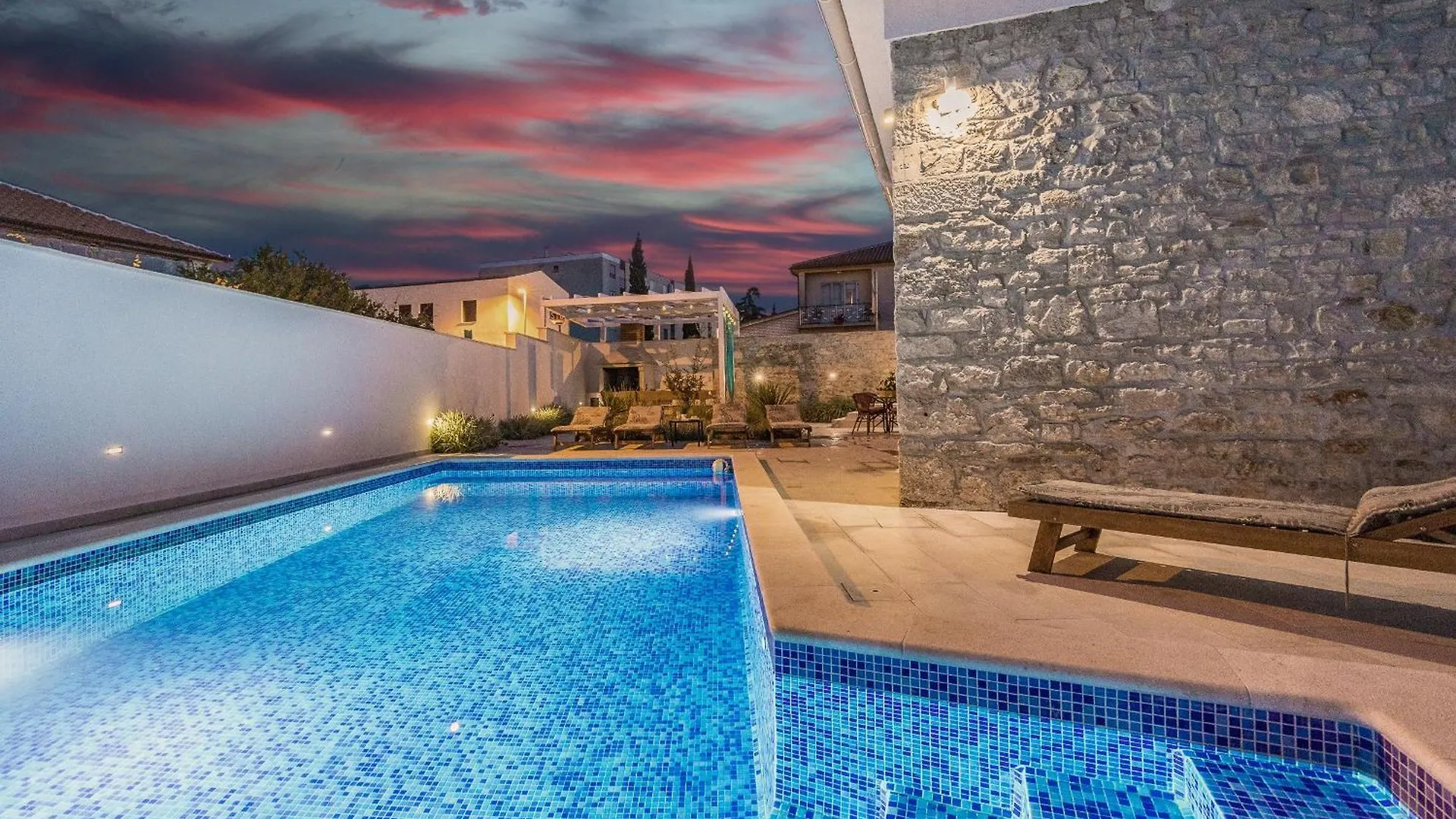 Villa Stone Paradise 普拉